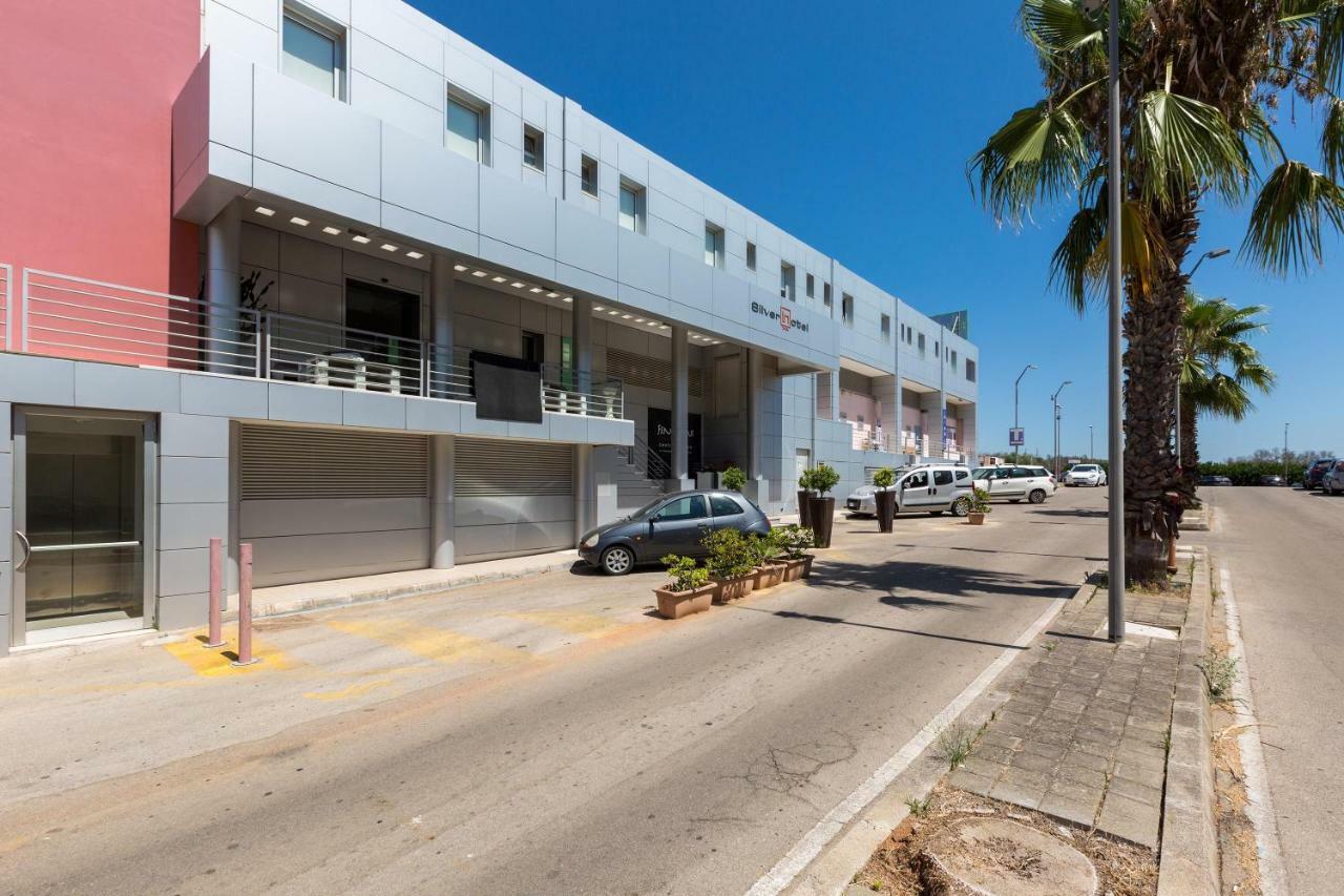 מאטינו Silver Hotel מראה חיצוני תמונה
